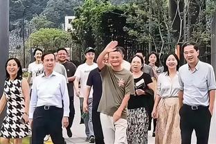 15+助&0失误场次：斯托克顿保罗前二 哈利伯顿第三仅用了225场